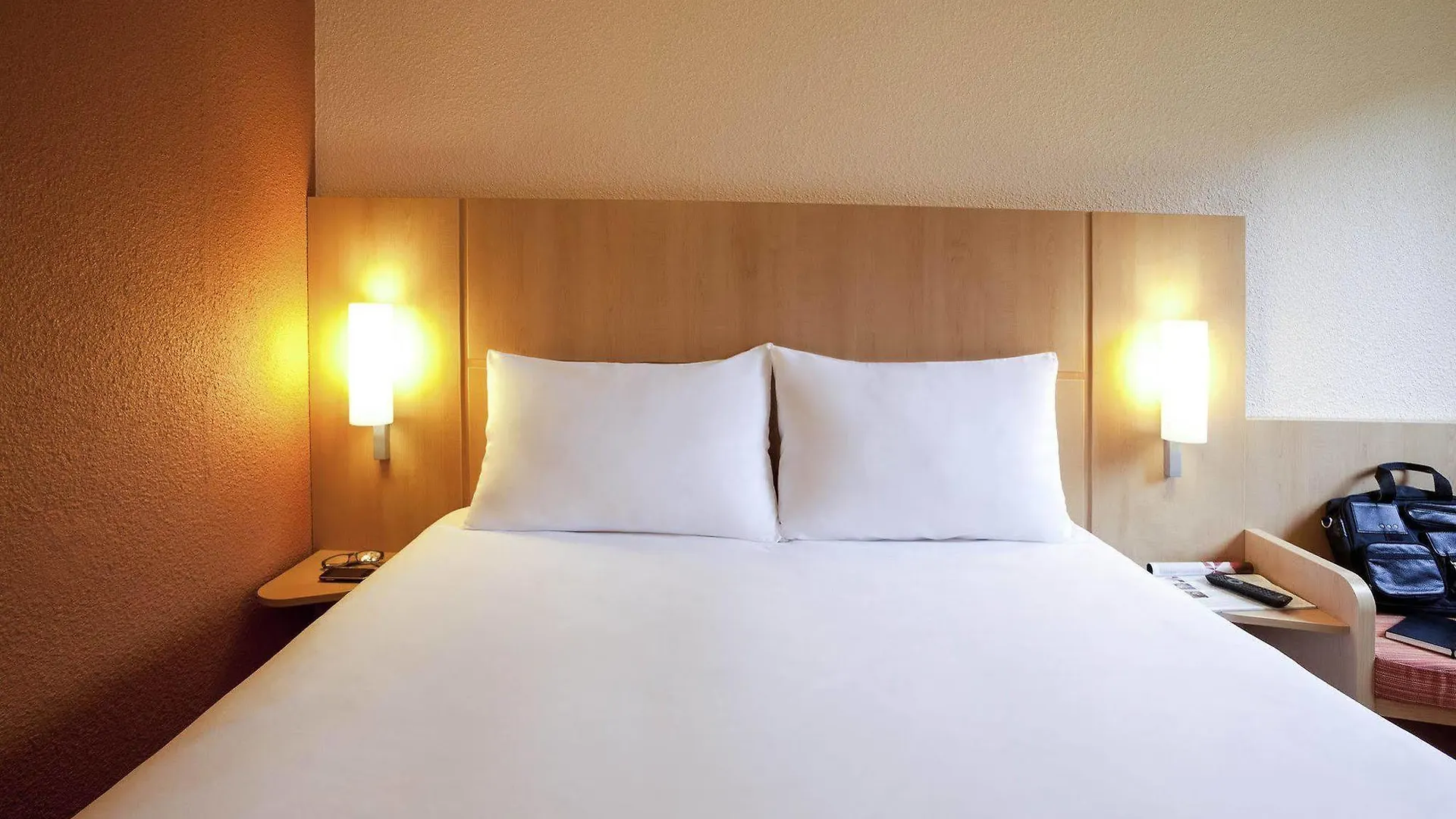 Hotel ibis Biarritz Anglet Aéroport France